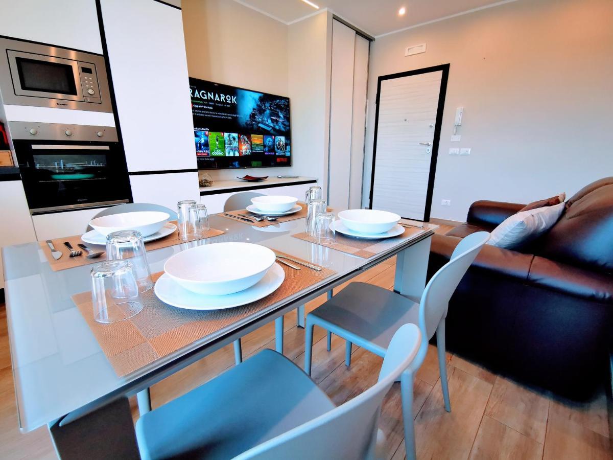 Attico Belvedere Centralissimo Vista Mare Apartman Termoli Kültér fotó