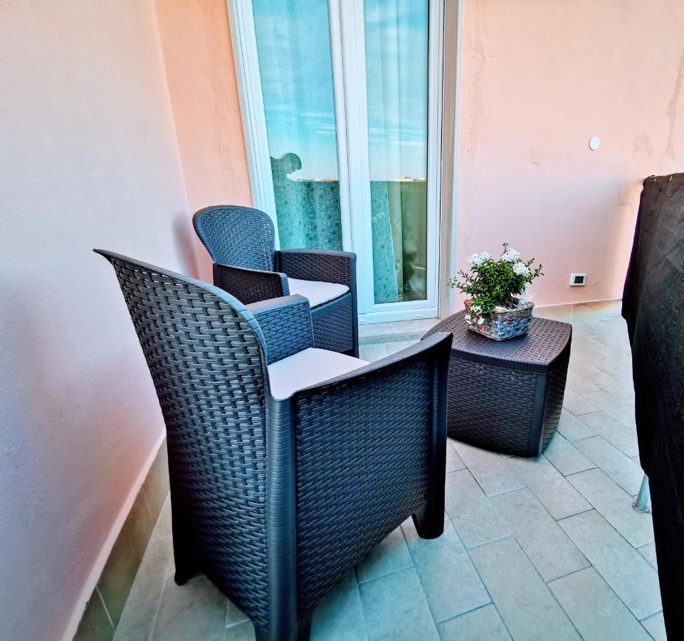 Attico Belvedere Centralissimo Vista Mare Apartman Termoli Kültér fotó