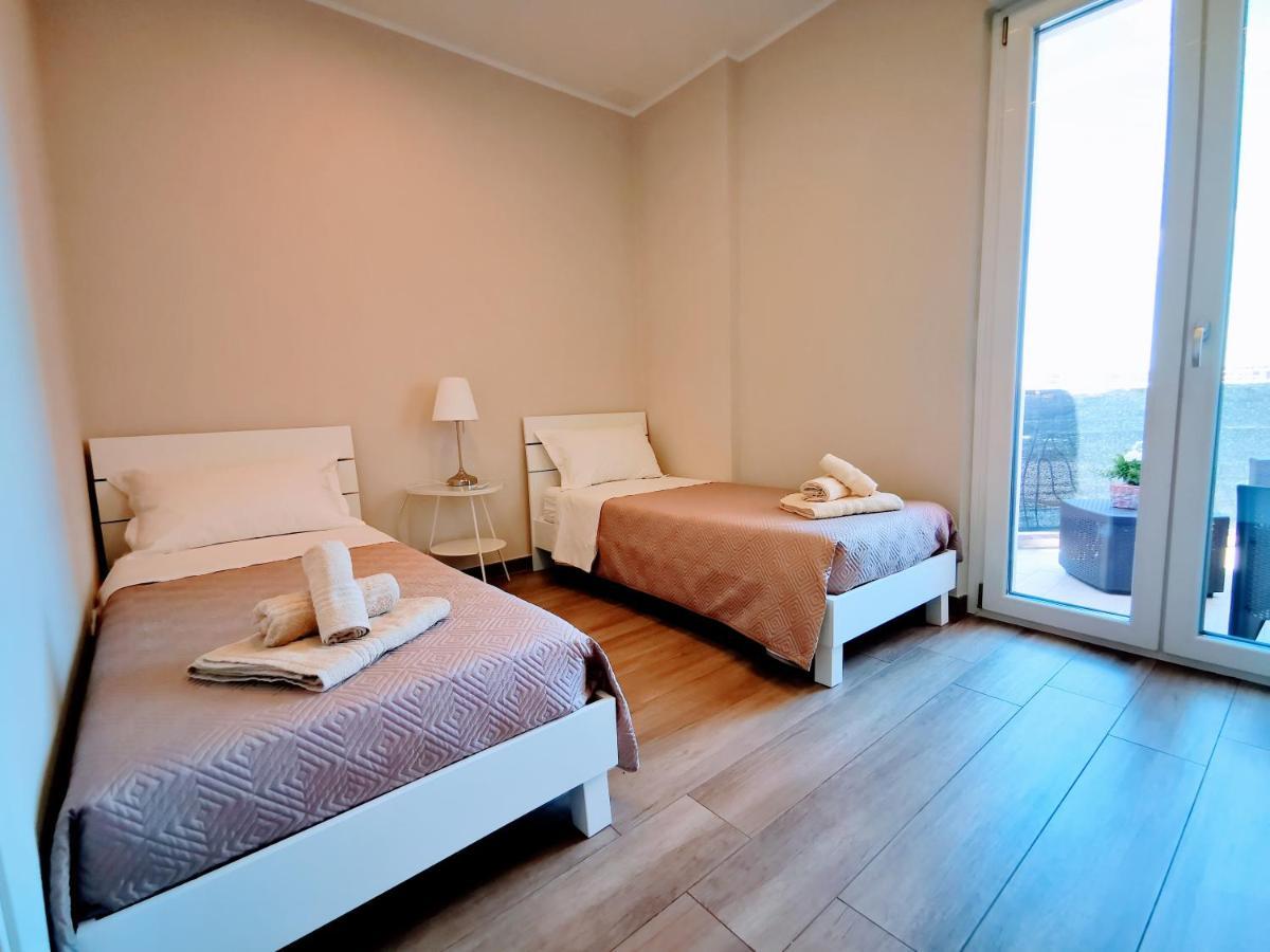 Attico Belvedere Centralissimo Vista Mare Apartman Termoli Kültér fotó