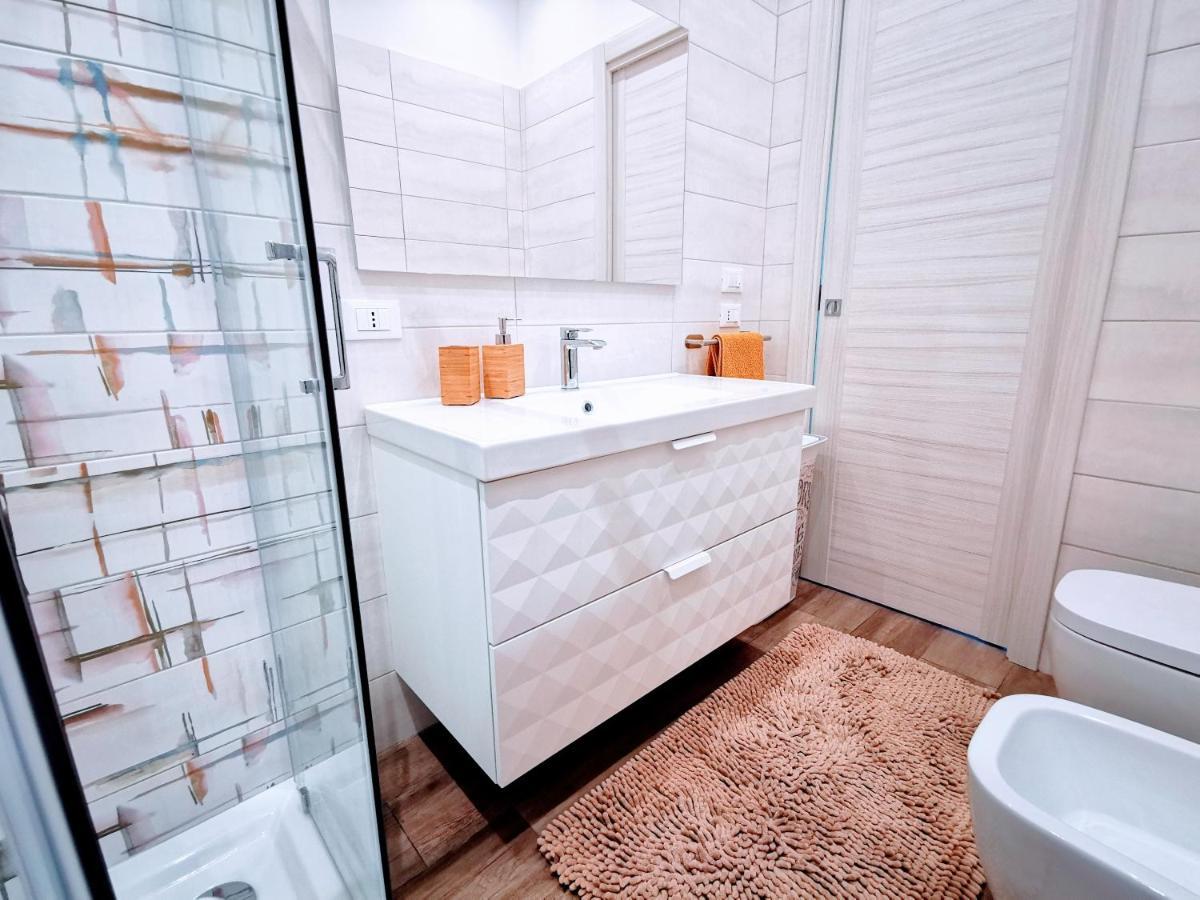 Attico Belvedere Centralissimo Vista Mare Apartman Termoli Kültér fotó